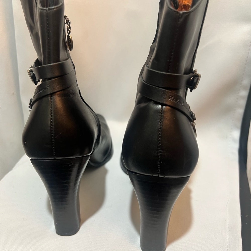 Harley-Davidson Black Leather Heeled Biker Boots Metal Hardware Women’s 7.5 - Picture 4 of 9